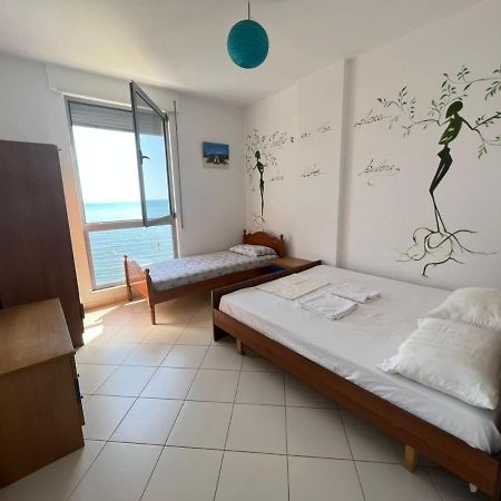 Blue Sky Apartaments Durrës Exterior foto